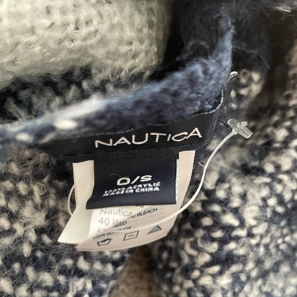 NAUTICA OVERSIZED COZY SCARF - Picture 4 of 4